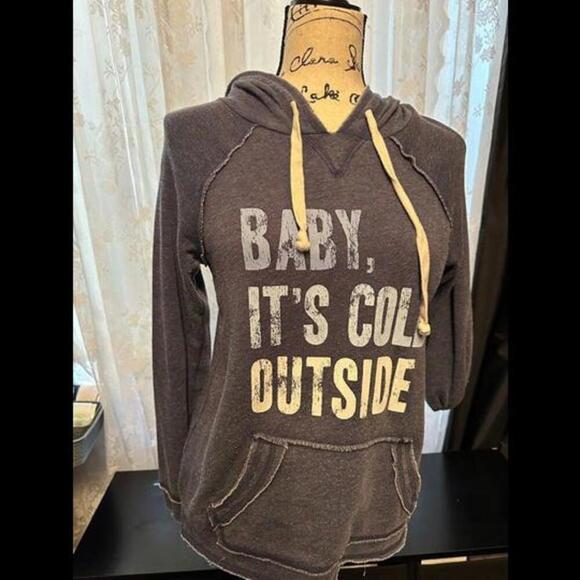 Cozy "Baby, It's Cold Outside" Hoodie - Warm Up in Style - Picture 1 of 2